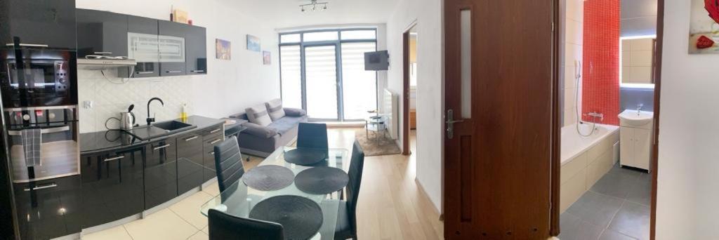 Apartament Nad Baltykiem Kolobrzeg Exterior photo